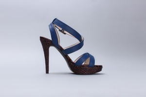 sandals-587185_640